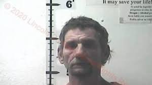 Police: Kentucky man asked to be arrested to be with his girlfriend