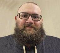 Drew Seabold's Instagram, Twitter & Facebook