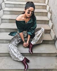 Abfrl brings together the learnings and businesses of two renowned indian fashion icons, madura fashion & lifestyle and pantaloons creating a synergistic core . Top 10 Awe Inspiring Fashion Lifestyle Micro Bloggers In India