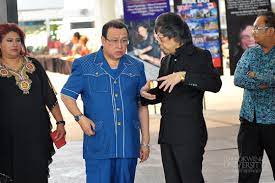 Tengku sulaiman shah ibni almarhum sultan salahuddin abdul aziz shah is a malaysian corporate figure and a member of the selangor royal. Visit By Tengku Sulaiman Shah Limkokwing University Of Creative Technology