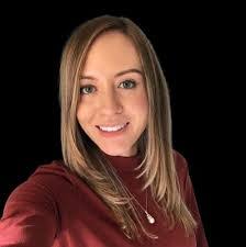 Sara Zahid's Instagram, Twitter & Facebook