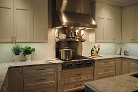 Highland park antique white arabesque ceramic tile mosaic. Beveled Arabesque Tiles Transitional Kitchen Karen Viscito Interiors