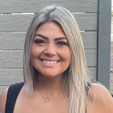 What are some reviews or tips for the Carnival Freedom cruise?