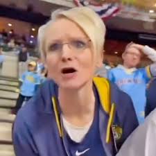 Milwaukee Brewers 'Karen' Caught on Video Unleashing Racist & Disgusting  Comments at Dodgers Fan During NLCS Full story via 🔗 in comments. 👇
