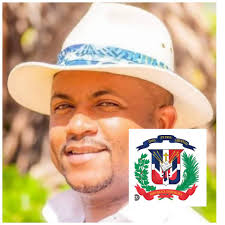 SE ENCUENTRA DE FIESTA DE CUMPLEAÑOS EL MERENGUERO DOMINICANO FERNANDO  VILLALONA