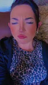 Sonia Shepard's Instagram, Twitter & Facebook