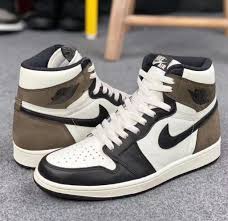 Air Jordan 1 High Og Dark Mocha In 2020 Air Jordans Air Jordans Retro Jordan Shoes Girls