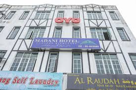 Kuala lumpur is the capital city of malaysia, boasting gleaming skyscrapers, colonial architecture, charming locals, and a myriad of natural attractions. Oyo 89937 Madani Hotel Oyo Hotels Cameron Highlands Book Rm61 Oyo