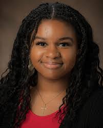 Aleigha Mason's Instagram, Twitter & Facebook