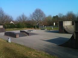 So wurden aus einem fahrzeug, das vor einer. Skatepark Mondorf Home Facebook