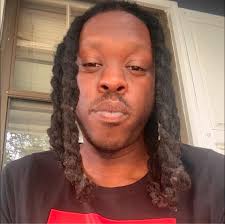 Former NFL star WR DeSean Jackson is already making a difference in his  first season as Delaware State's head coach: 🔷Jackson has led the Hornets  to a 2-1 record, surpassing its win