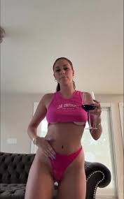 drunk teen wilding and teasing her body live on instagram homemade...