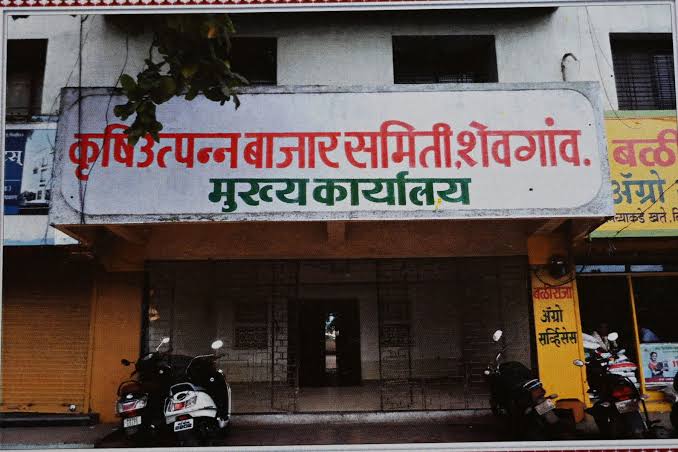 शेवगाव बाजारसमितीत कांदा ५० रुपये किलो; १ नंबर कांद्याला ५००० रुपयांचा दर