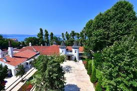 It is known as the abraham pasha corps, which is being visited by more and more people every day. Beykoz Koru Sosyal Tesisi Beykoz Dugun Fiyatlari Dugunbuketi Com