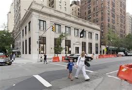 Nyc transit president andy byford In With The Old Apple Restores Former Bank For New Store