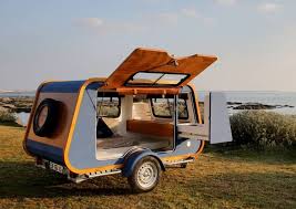 carapate teardrop trailer has pull out