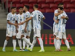 Argentina le gana a uruguay desde el arranque en brasilia gracias a un cabezazo del volante guido rodríguez. L3s3fyc3sz1sgm