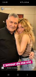 Последние твиты от jean marie bigard (@jm_bigard). Lola Marois Partage Une Belle Declaration D Amour A Son Mari Jean Marie Bigard