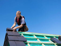 Dachdecken Material Materialeigenschaften Auswahl Tipps In 2020 Dach Dacheindeckung Dach Sanieren