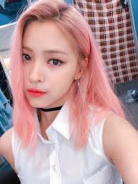 Itzy On Twitter Kpop Hair Color Pink Hair Itzy