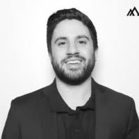 1900+ profils pour “Crivello”