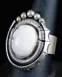 White buffalo (called albino turquoise by some and erroneously white turquoise by others) is only found in one although often called white turquoise, white buffalo is not turquoise at all. Item 844m Men S Navajo White Buffalo Turquoise Silver Coiled Decorative Ring Adj Size Men S Various Stone Native Rings Eagle Rock Trading Post Native American Jewelry