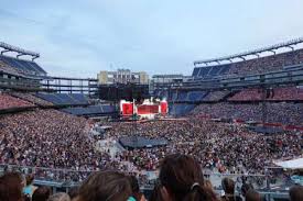 concert photos at gillette stadium