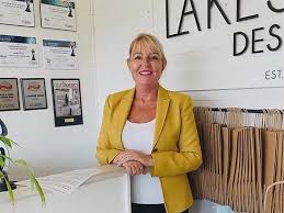 Angela Jones Of Lakeshore Designs And Ian Scates Of Central Smith Among Those Honoured At Peterborough Business Excellence Awards Kawarthanow