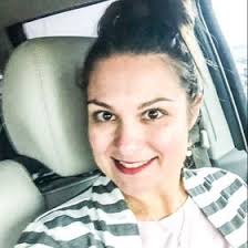 Lesley Hay's Instagram, Twitter & Facebook