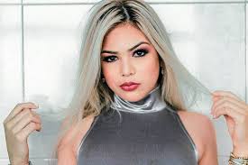 Novinha,gostosa,sexy,pelada,nua,rebolando,fio dental,quicando,sentando,nua,sem roupa,sexo,+18,shortinho socado,socado,socado no cu. Melody Completa 12 Choca Com Aparencia E Fala Sobre Mudanca Na Carreira Tv Foco