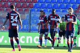 Crotone calcio | giuseppe ursino, direttore sportivo del crotone, ha parlato nel corso di un'intervista esclusiva concessa alla redazione di calciomercato24.com. Calciomercato Crotone Giorni Caldi Per Concludere Le Prime Operazioni Ilrossoblu It