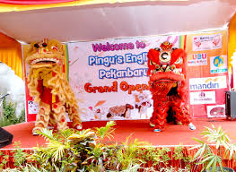 Alat laboratorium sipil, alat uji laboratorium sipil. Pingu S English Pre School Children S English Language Program Opens For Business In Pekanbaru Pingu S English Pingu S English
