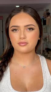 Long awaited @artistry.by.alice x Hannah Vassallo Makeup reel 💥💥 Alice  took me through a bright glam