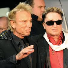 Der durch das duo siegfried und roy weltbekannt gewordene magier siegfried fischbacher ist tot. Roy Horn 75 Siegfried Fischbacher Spricht Unter Tranen Er Bekam Letztes Versprechen Stars