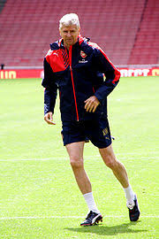 The frenchman learned his managerial trade in france with spells at strasbourg, cannes and nancy before earning a move to ligue 1 side as monaco. Arsene Wenger Wikipedia