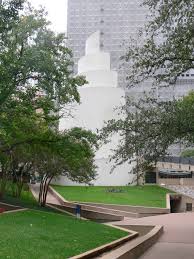 Designed in 1976 by architect philip johnson, this island of serenity in the heart of downtown dallas contains a landscaped meditation garden with cascading fountains and a chapel open to people of all faiths and traditions. Thanks Giving Square Wikiwand
