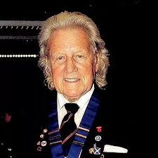 Tributes paid to legendary Newarthill boxing coach Toby Dixon