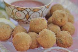 Take a few minutes in the kitchen while your guests are finishing the appetizers to finish the seafood sauce for the pasta. Easy Italian Appetizers Your Guests Will Adore Food Network Canada