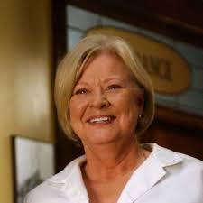 Laurel Meyers's Instagram, Twitter & Facebook