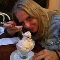 Claudia Bateman (bateman2124)