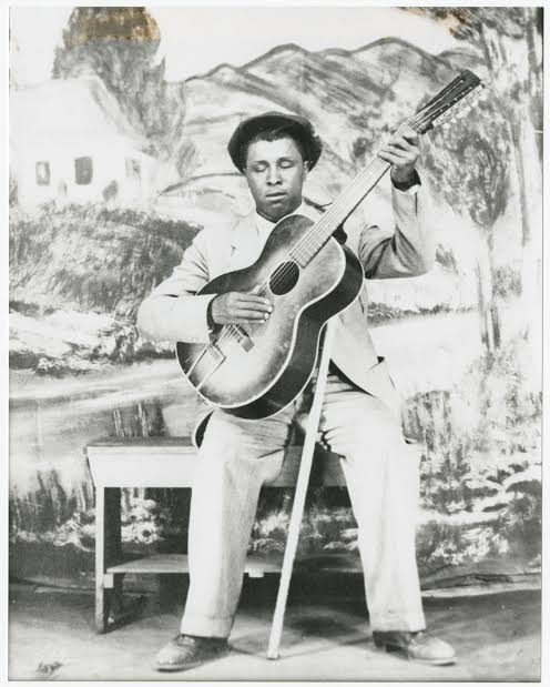 Blind Willie McTell (1903 - 1959) - very important figure who inspired Mark Knopfler's blues guitar skills.