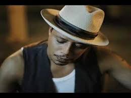 Howard Shine's Instagram, Twitter & Facebook