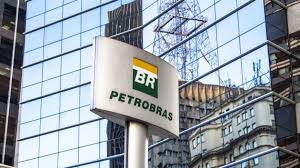 Os empresários acreditam que a classe trabalhadora deve receber as doses do imunizante como prioridade. Havan De Luciano Hang Diminui Prejuizo E Tem Receita De R 1 7 Bi