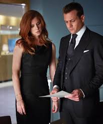 Suits' Harvey And Donna Kiss In Season 7 Episode 10 - Sarah Rafferty  Interview