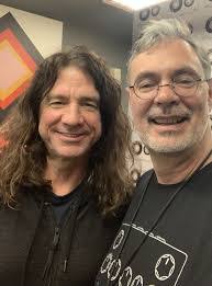 Robby Harris's Instagram, Twitter & Facebook