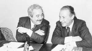 Giovanni falcone e paolo borsellino. Strage Di Capaci Maria Falcone Giovanni E Paolo Borsellino Eroi Di Tutti I Giorni Come Chi Oggi Combatte Il Virus La Repubblica