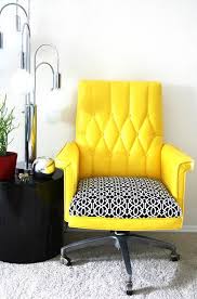 I Think That This Is A Good Design Because Of The Color Scheme The Bright Yellow Really Catches Your Attention But So Vintage Office Chair Office Chair Chair
