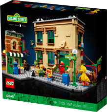 Lego masters pits eight pairs of brick heads against each other in a quest to impress with their creativity, design and flair. Lego To Require Mandatory Proof Of Age Identification For All 18 Set Purchases April Fool S Jay S Brick Blog