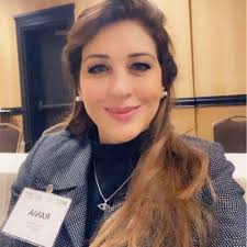 أقول مابيك وان غبت التفت صوبك وان التفت أسوي روحي عنك لاهي عسى ربي يخفف…‏