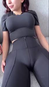 Veronica Perasso 👑 (@VvscNHYhmUF5seV)  X